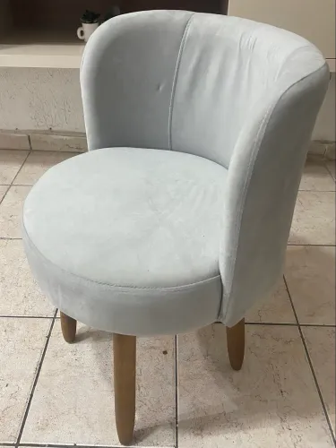 Poltrona Veludo Cinza