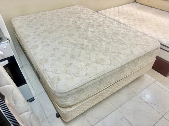 Cama box de casal , cama de casal probel