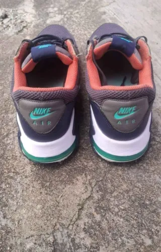 Tênis Nike air max Excee N 42