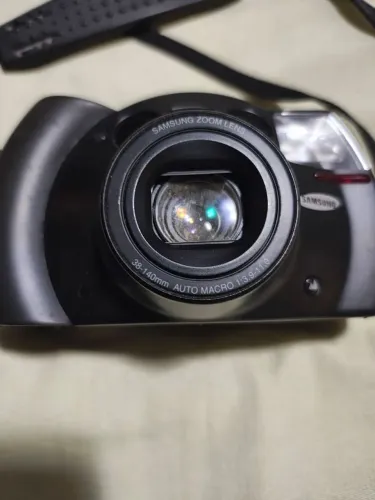 Câmera fotográfica analógica
