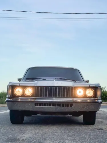 Ford Galaxie 500 4.8 V8 Manual 1981