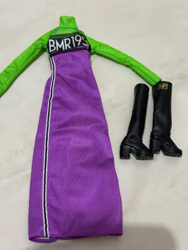 Vestido boneca barbie BMR KIRA original pack botas mini brands oficial