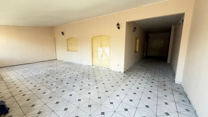 ALUGO Casa com 3 suítes no Conj Universitário, Rio Branco-AC