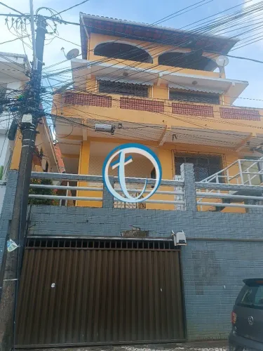 Vendo casa com cobertura garagem duplex no Matatu