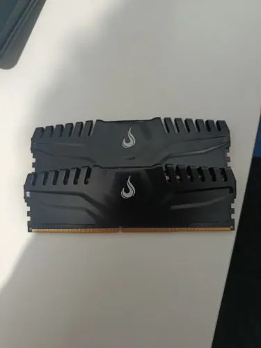 16gb ram ddr4 (2x8) 3200mhz 