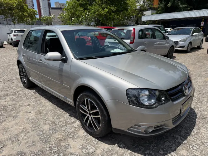 Volkswagen Golf Sportline 1.6 MI Total Flex 8V 4P 2011