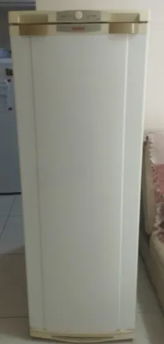 Vendo geladeira Bosch