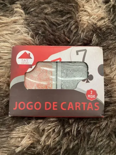 Jogo de cartas novo