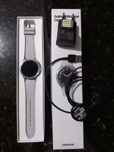 Smartwatch SAMSUNG Galaxy Watch4 Classic 46mm 