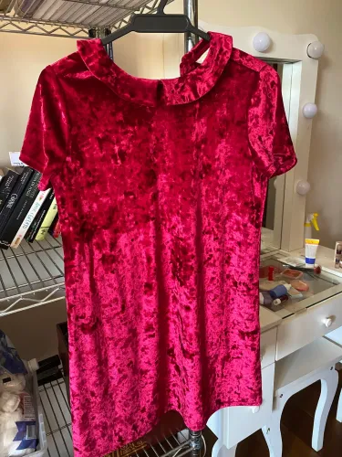 Vestido de Veludo Molhado Vermelho com gola boneca