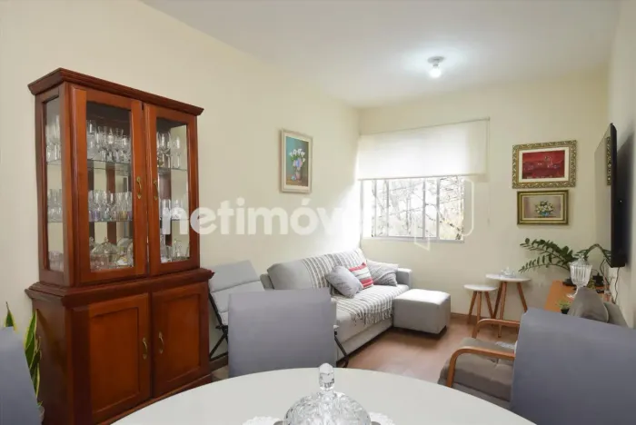 Apartamento 03 quartos com área privativa em localização privilegiada no Bairro Ouro Preto