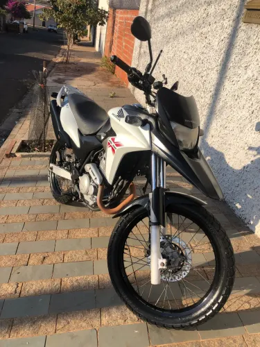 XRE 300 ÚNICO DONO