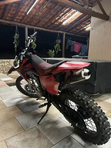 Moto de trilha nx 200