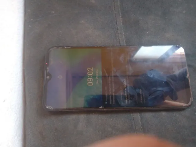 Moto G8 plus seminovo 250 