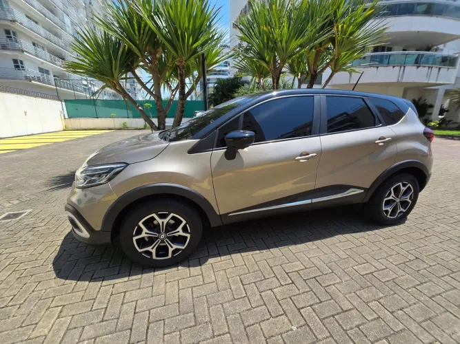 Renault Captur Iconic 1.3 TB 16V Flex 5P AUT 2022