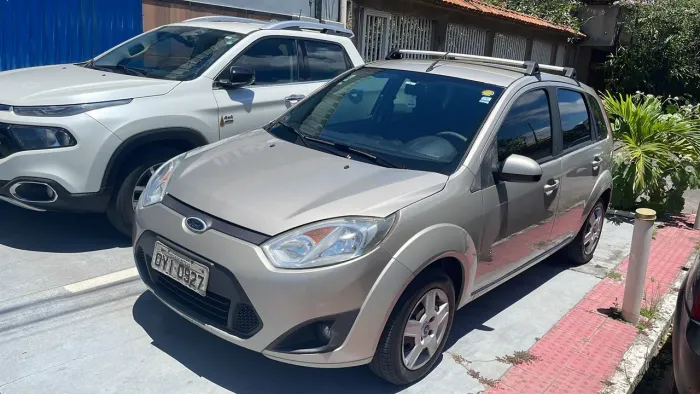 Ford Fiesta S 1.0 8V Flex 5P 2014