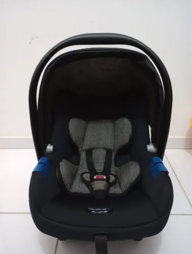 Bebê conforto Burigotto preto mesclado