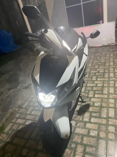Vende-se Honda Elite 125