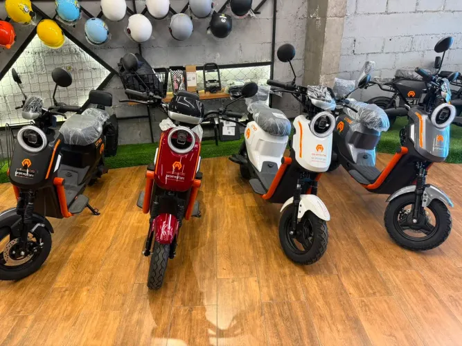 Scooter Elétrica UTwo - Bashi Motors