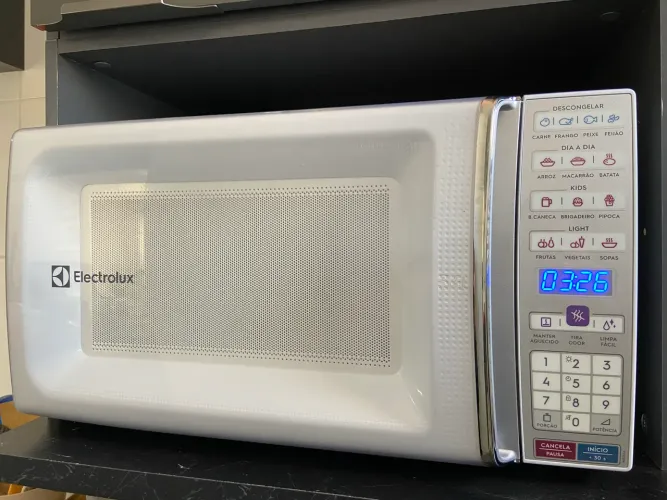 Micro-ondas Electrolux MB37R 34L