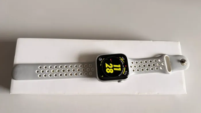 Apple Watch Series 9 45mm Impecável