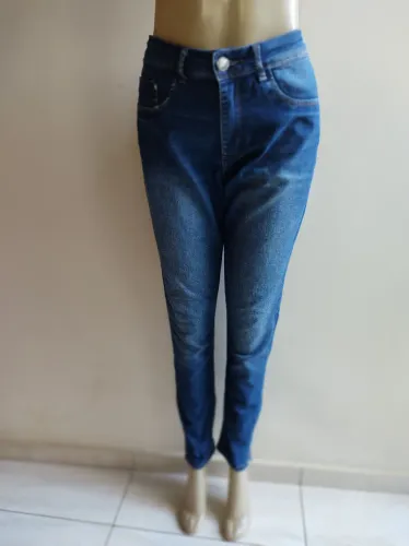 Calça jeans feminina 