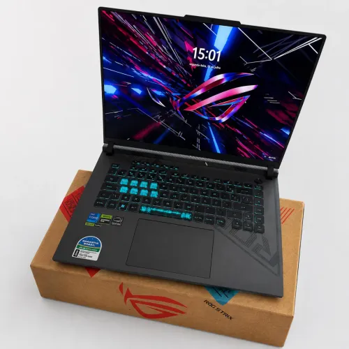 ASUS ROG Strix G16 | i7-13650HX | RTX 4050 6GB | 16GB DDR5 | SSD 512GB | Estado de Novo