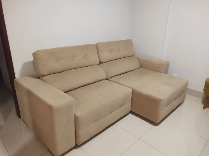 Sofá em tecido móveis finos 