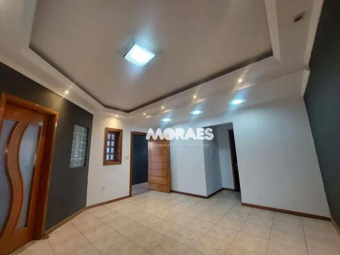 Casa com 2 quartos para alugar, 250 m² por R$ 3.500mês - Jardim Terra Branca - Bauru/SP