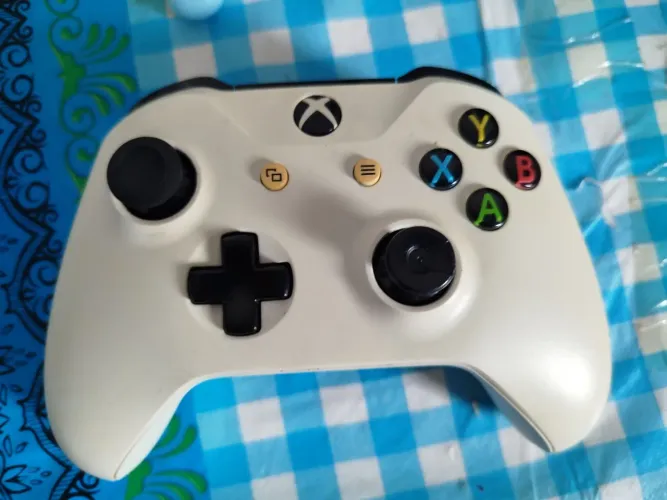 Controle xbox one s e compatível com series s