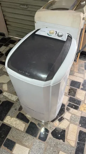 Tanquinho de lavar roupas - 220v