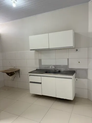 Alugo apartamento