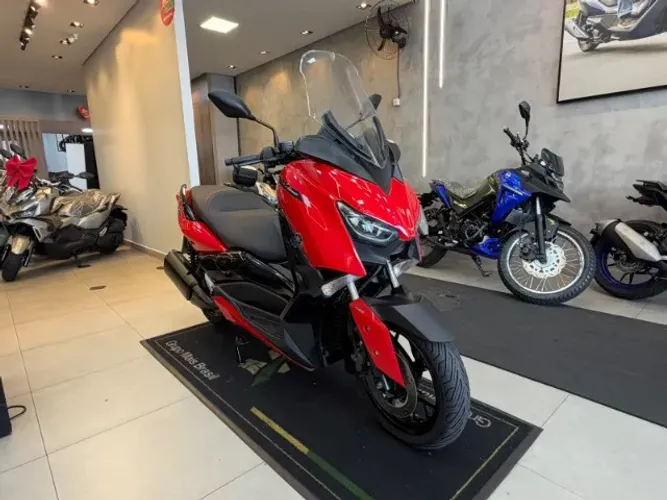 XMAX 250 2023 - ÚNICO DONOD - ANG