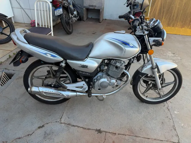 Moto 2009 - Suzuki Yes 