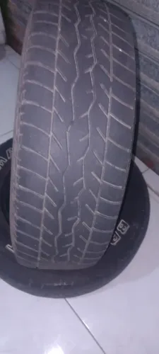 Pneus 205/70/15 ainda roda bastante