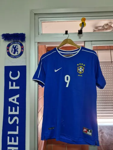 camiseta retrô brasil 98 azul