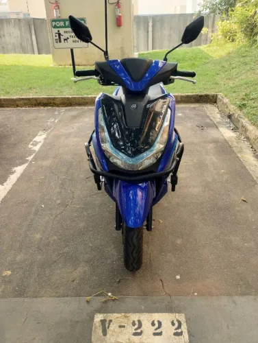 Vendo Yamaha Fluo Connect Hibrid