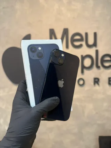 iPhone 13 MEIA NOITE