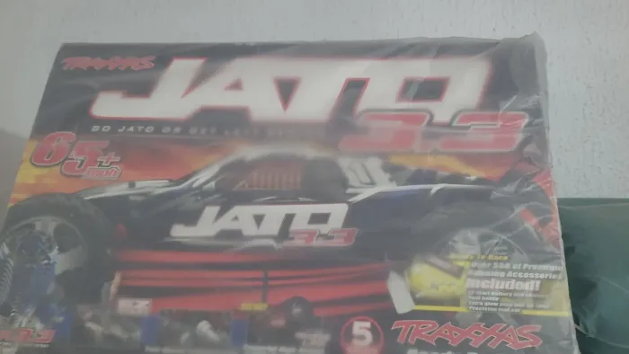 Carrinho de combustão traxxas 3.3 não aceito troca nem proposta absurda.......