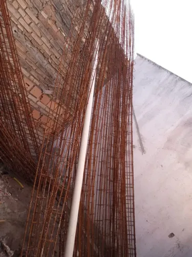 VENDO FERRAGENS PARA CONSTRUCAO,COLUNAS