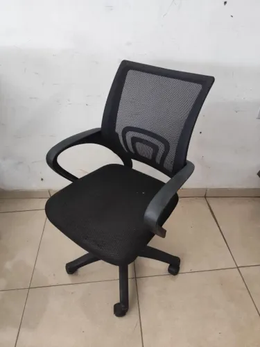 Cadeira de Escritório - Executiva/Ergonômica
