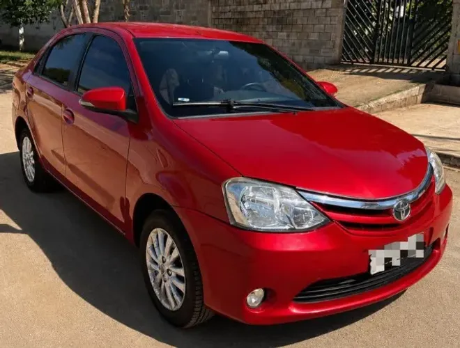 Toyota Etios XLS Sedan 1.5 Flex 16V 4P Mec. 2015