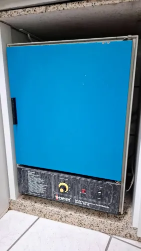 Estufa de Secagem e Esterilização Fanem Modelo 315-SE