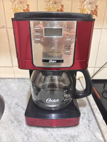 Cafeteira Oster Flavor Vermelha Programável - 127V