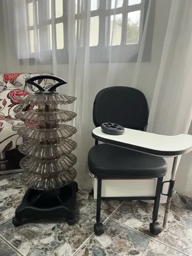 Expositor de esmalte e cirandinha 