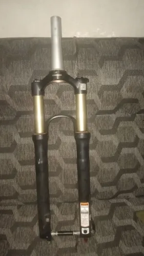 Suspensão marzocchi aro 29