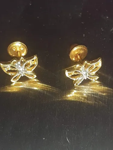 Par de brincos borboleta ouro branco e amarelo 18k 750 1grama