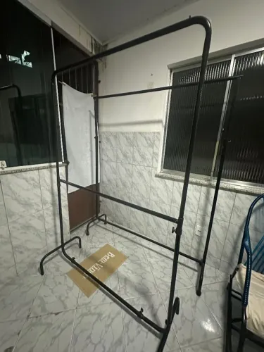 Arara de Roupa 