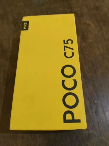 Poco C75 8gb/256 preto novo