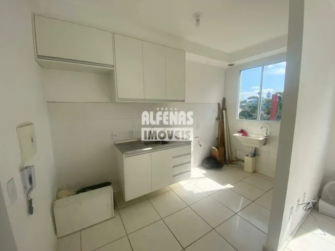 Apartamento à venda 2 quartos no Bairro CIDADE INDUSTRIAL